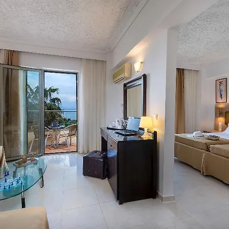 Hotel Niriides